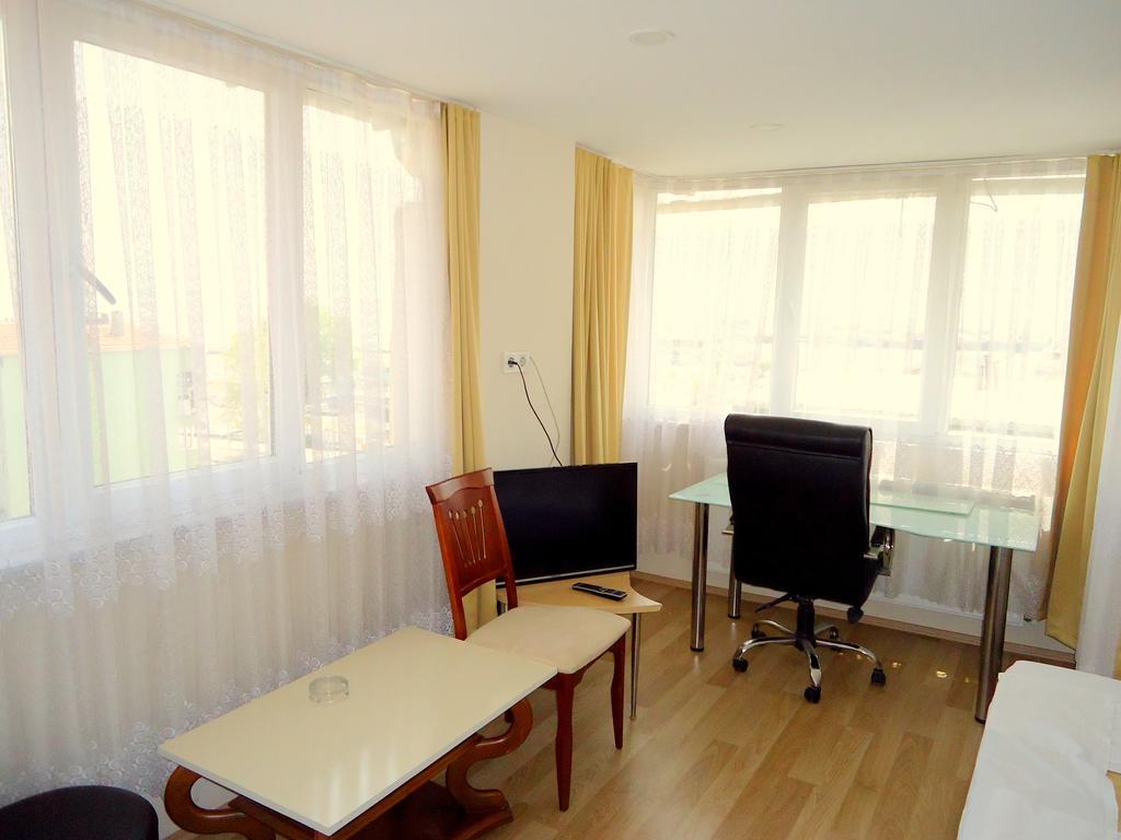 Simge Hotel Istambul Exterior foto